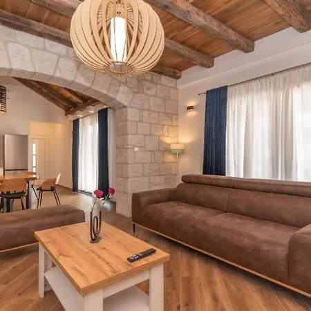 Villa Hilltop View - By Guide *