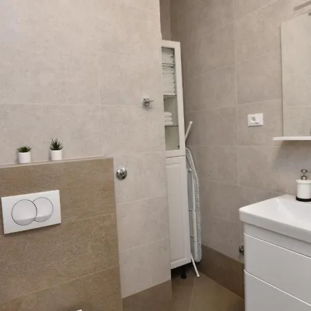 فيلة Hilltop View - By Guide